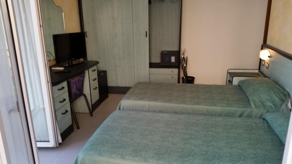 Hotel San Nazario Varraze Zimmer foto